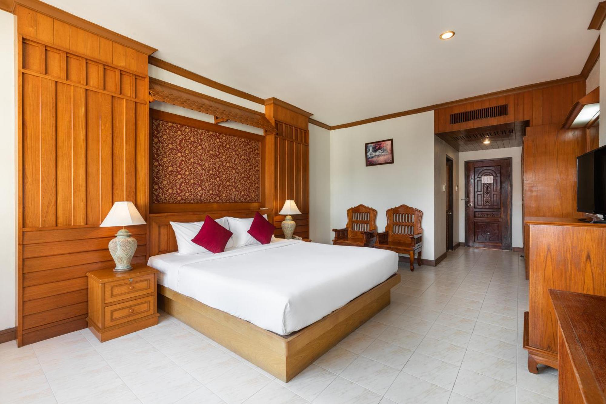 Tony Курортный комплекс Patong